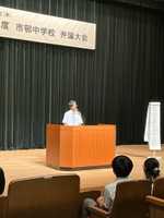 【中学】代表弁論大会を開催しました